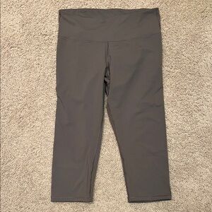 Old Navy Crop Taupe Leggings